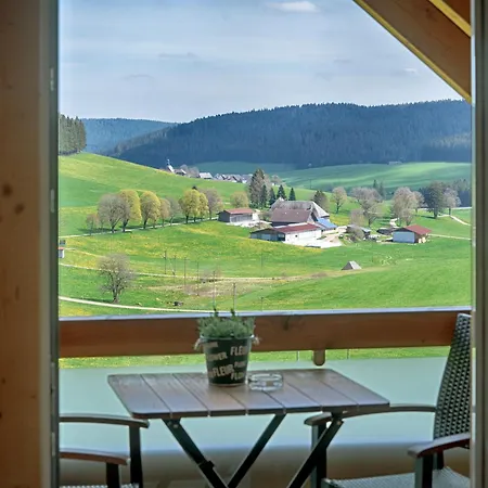 Rengethof Farm stay *